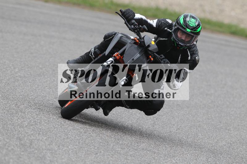 Archiv-2025/10 23.04.2025 Cornu Master School ADR/rot-rouge/46